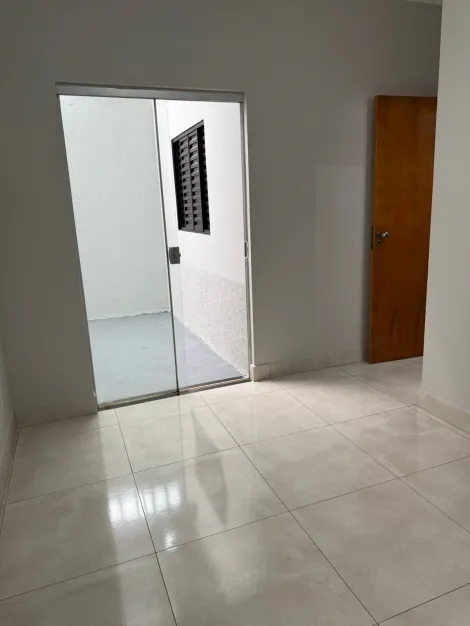 imagem 4 - Casa para venda no bairro Shopping Park imagem 4 - Casa para venda no bairro Shopping Park