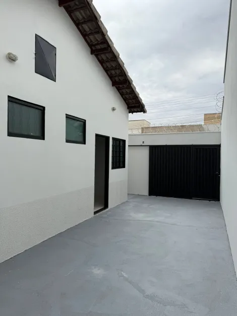 imagem 2 - Casa para venda no bairro Shopping Park imagem 2 - Casa para venda no bairro Shopping Park